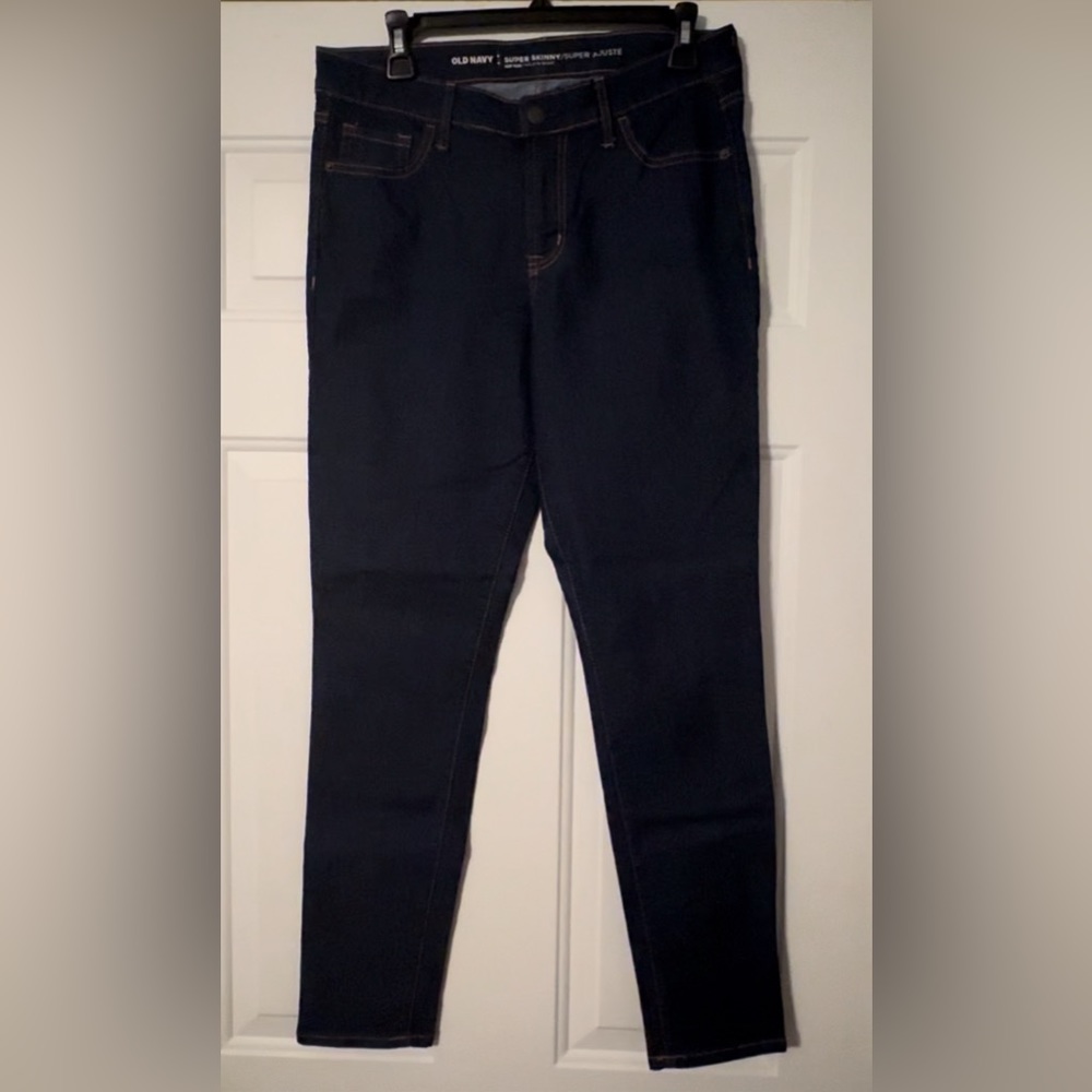 NWOT - Skinny Jeans